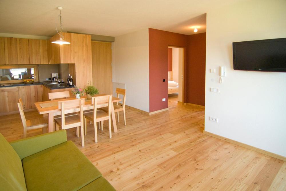 Biobauernhof St. Quirinus Apartman Caldaro Kültér fotó